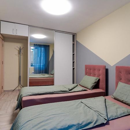Mirela Guest Apartment Veliko Turnovo Bagian luar foto